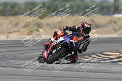 media/Oct-13-2025-Moto Forza (Mon) [[a66d839500]]/3-B Group/Session 3 (Turn 16)/